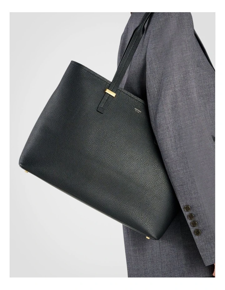 Anika Tote Bag And Cover 15 Inch in Black image 4