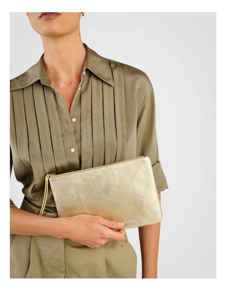 Eve Medium Pouch in Gold image 5