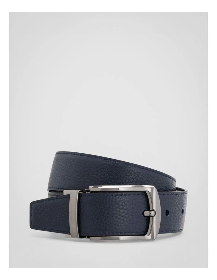 Ethan Pebble Reversible Belt in Black/Dark Navy image 3