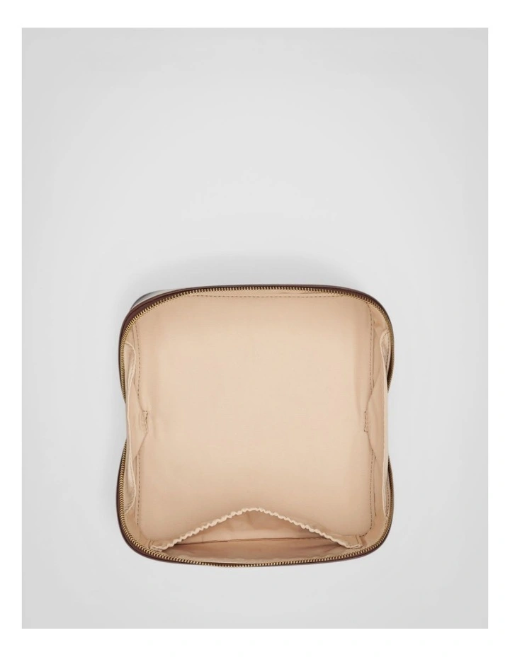 Fife Medium Beauty Case in Copper image 3