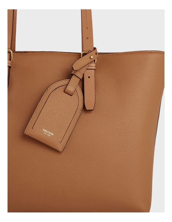 Eve Luggage Tag in Tan image 3