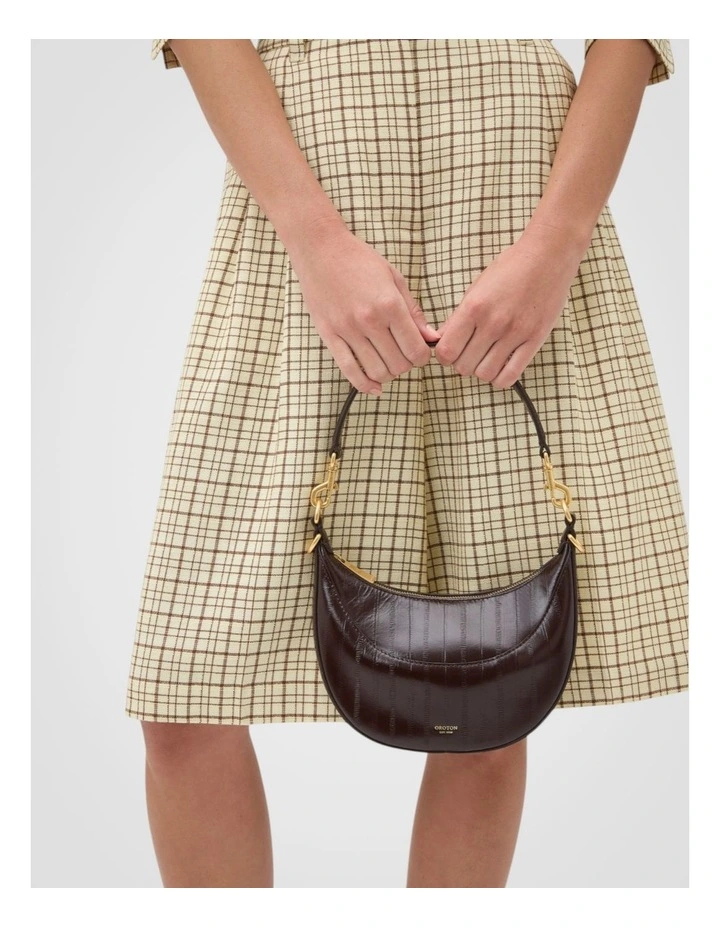 Florence Texture Small Shoulder Bag in Mulberry image 5