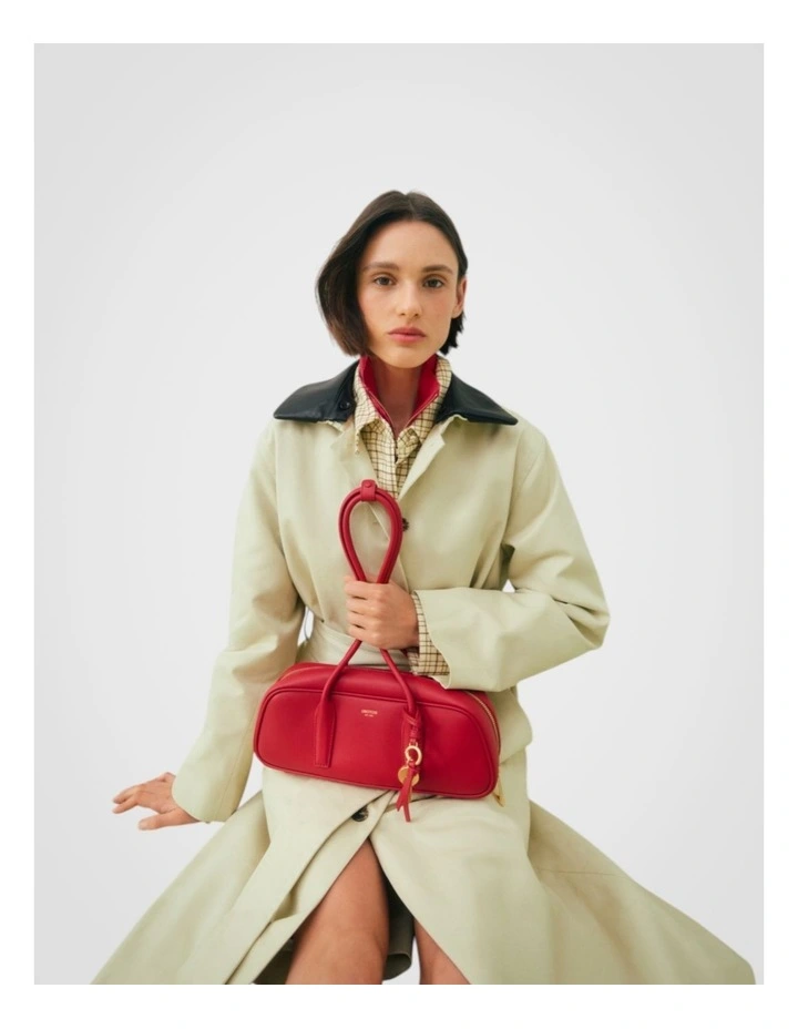 Louisa Shoulder Bag in Rouge image 7