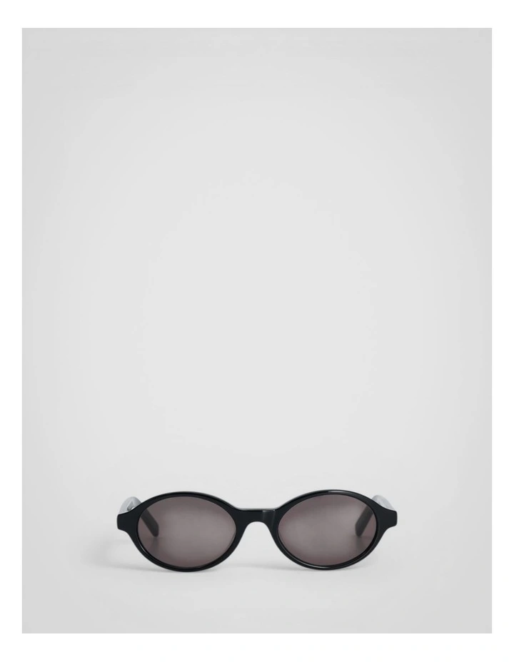 Juno Sunglasses in Black image 2