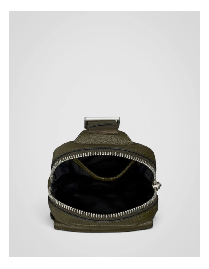 Oscar Pebble Crossbody in Forest Green image 3