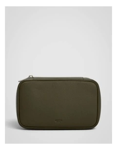 Oscar Pebble Tech Case in Forest Green