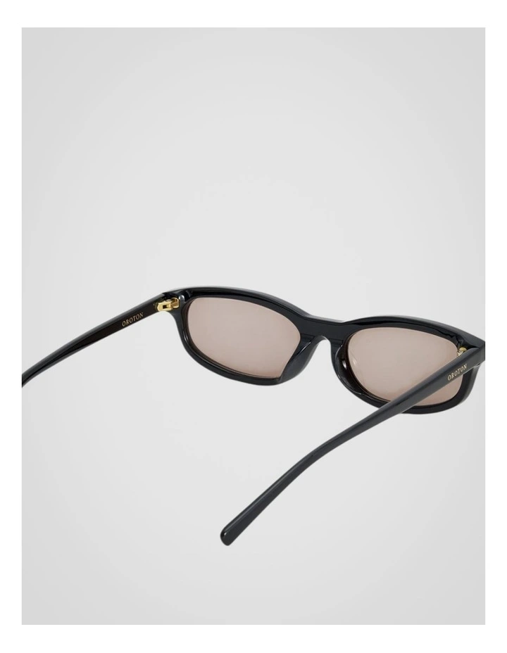 Finch Sunglasses in Black image 2