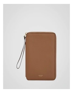 Eve Family Travel Wallet in Tan