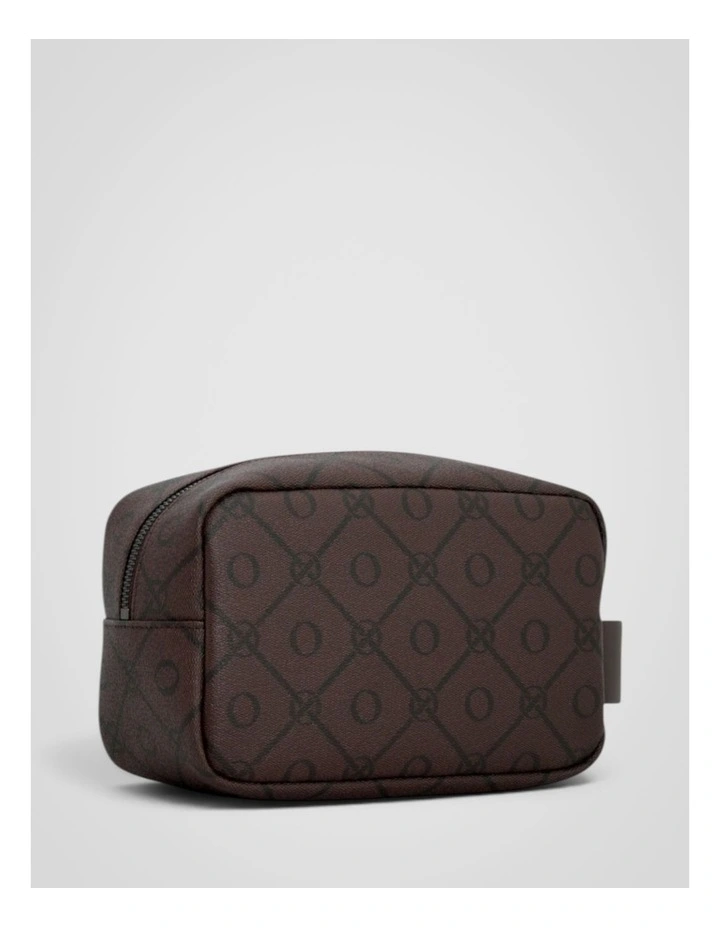 Ethan Signature Toiletry Bag in Chestnut Signature image 2