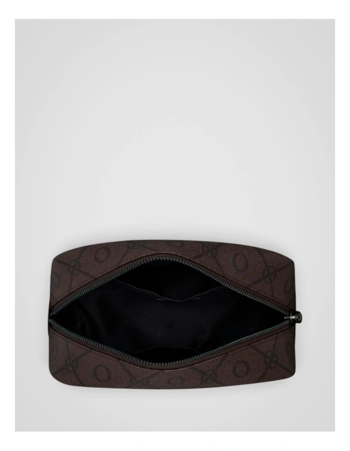 Ethan Signature Toiletry Bag in Chestnut Signature image 3