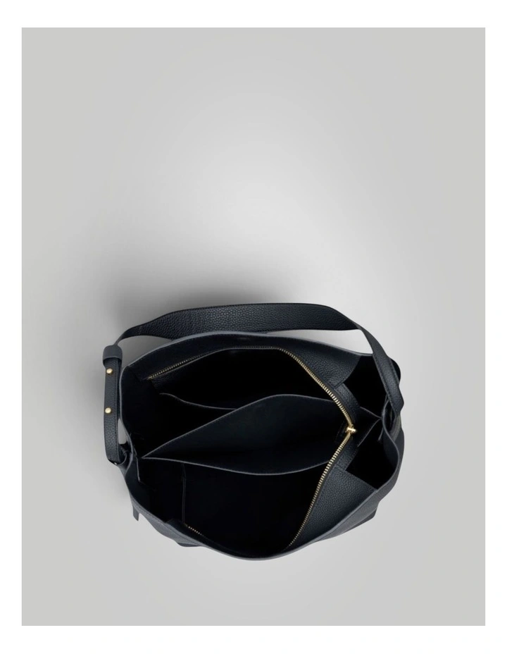 Alba Pebble Hobo in Black image 3