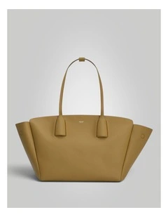 Alba Pebble Medium Tote in Sepia