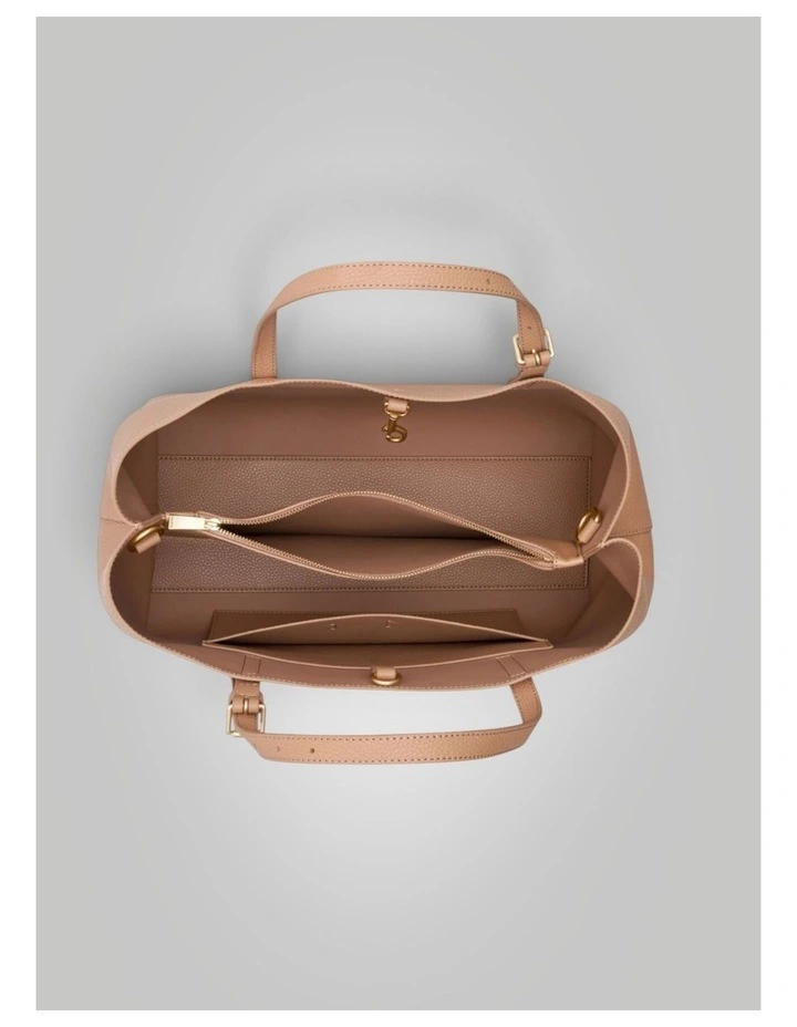 Margot Pebble Large Day Bag in Praline image 4