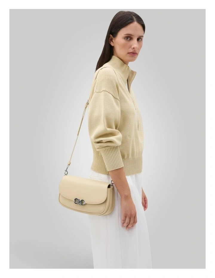 Olivia Smooth Day Bag in Blonde image 5