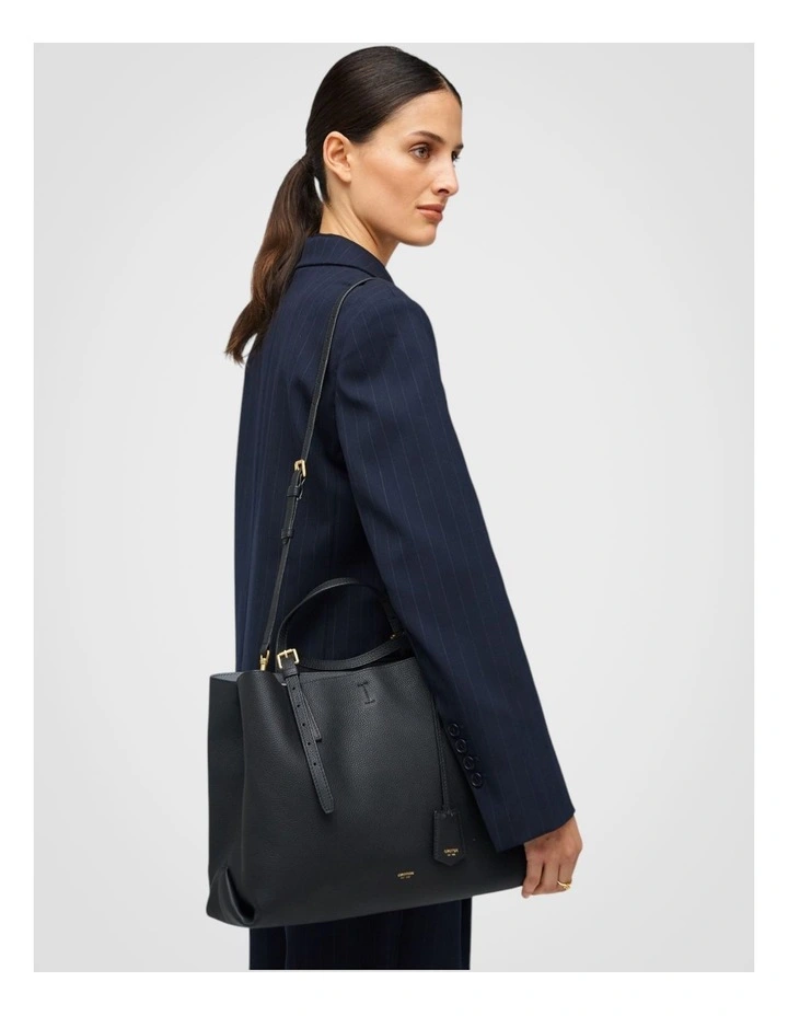 Margot Large Day Bag in Black image 5