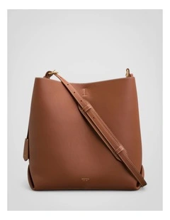 Margot Hobo Bag in Whiskey