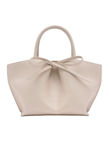 Cream colour