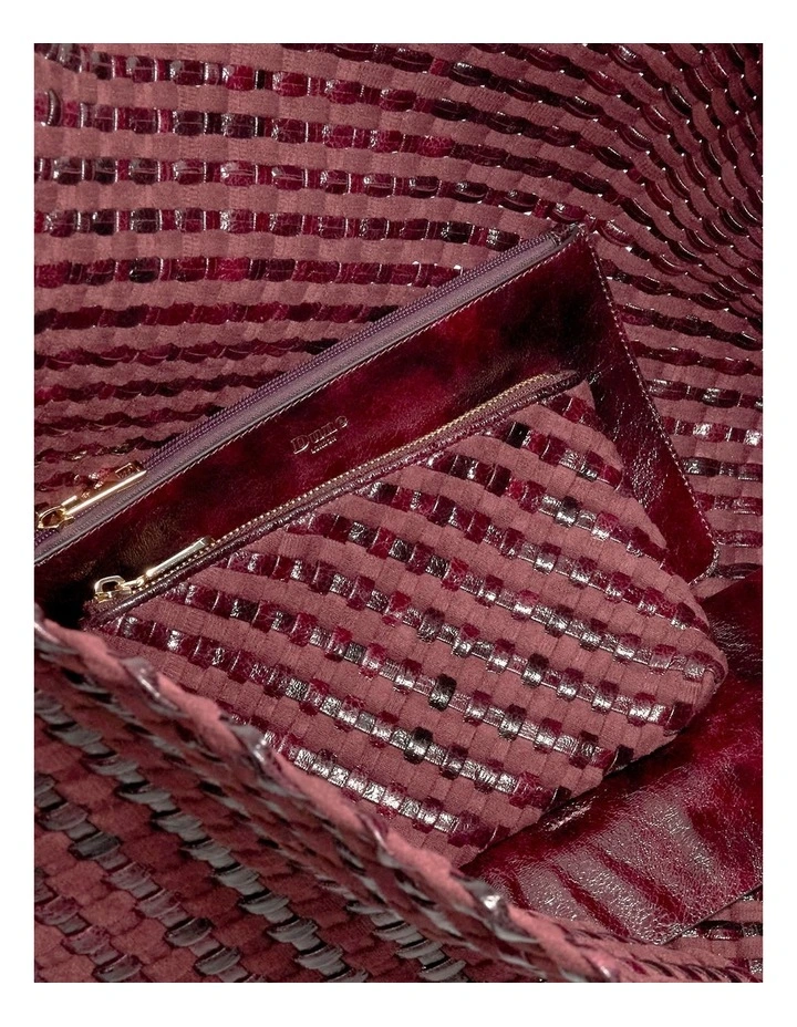 Deliberate XL Woven Slouch Tote Bag in Purple image 3