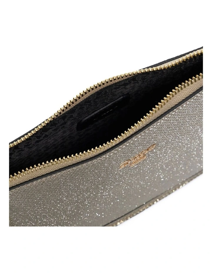 Emilyo Clutch in Gold image 3