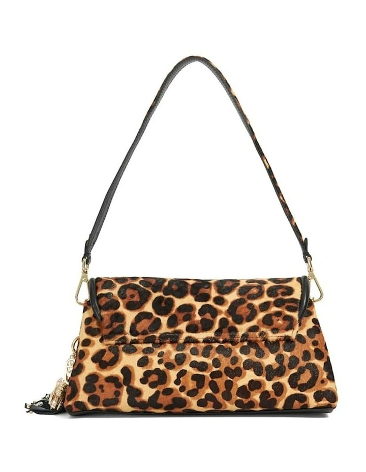 Chelsea Shoulder Bag in Leopard image 5