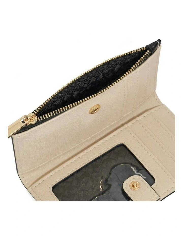 Kennero Purse in Multi image 3