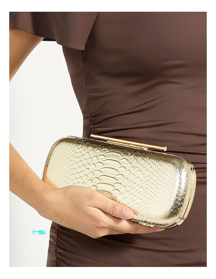Body Clutch In Gold image 6