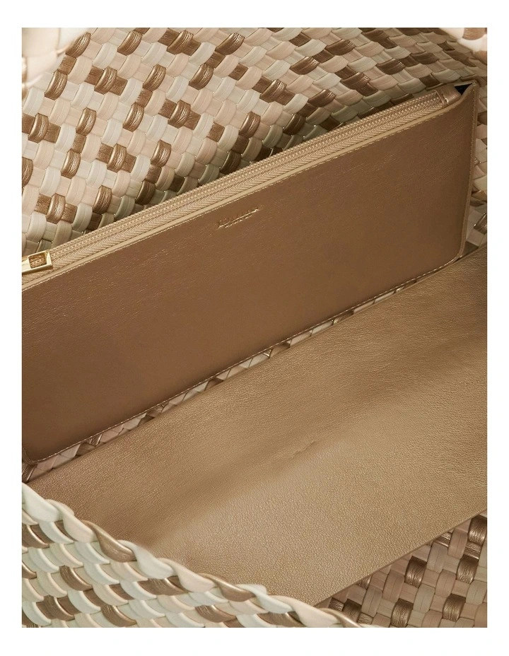 Deliberate Bag In Ecru image 3