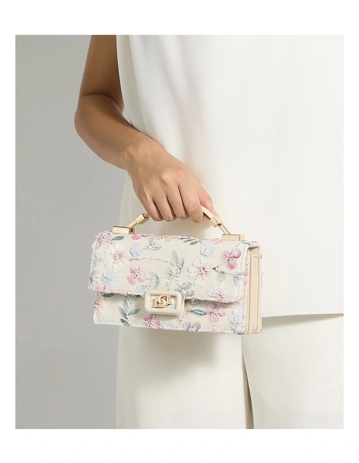 Billed Bag In Natural image 2