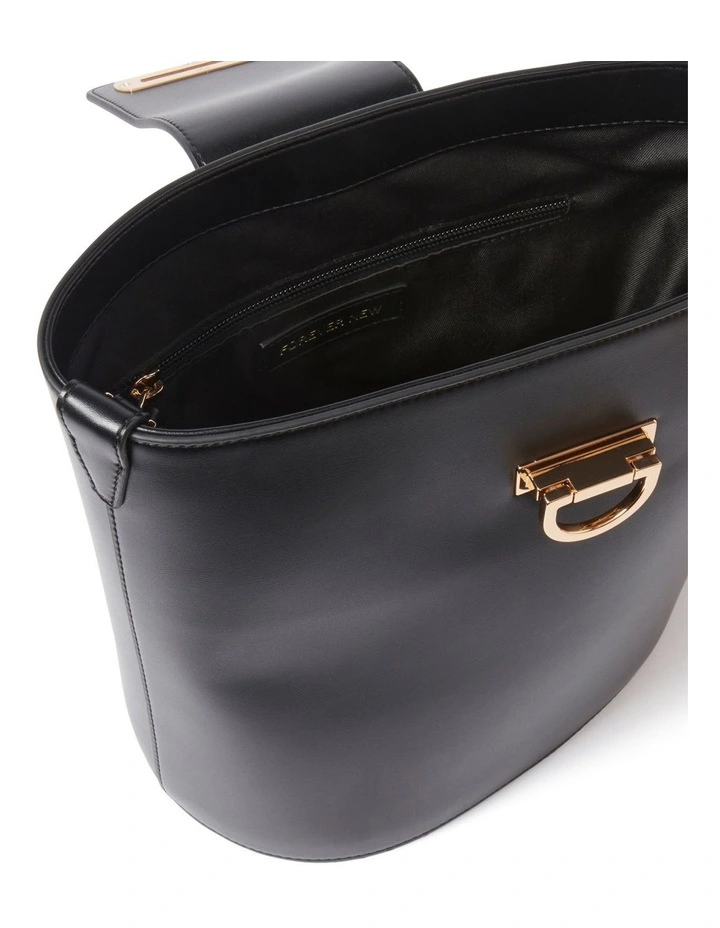 Signature Brandi Bucket Bag in Black image 4
