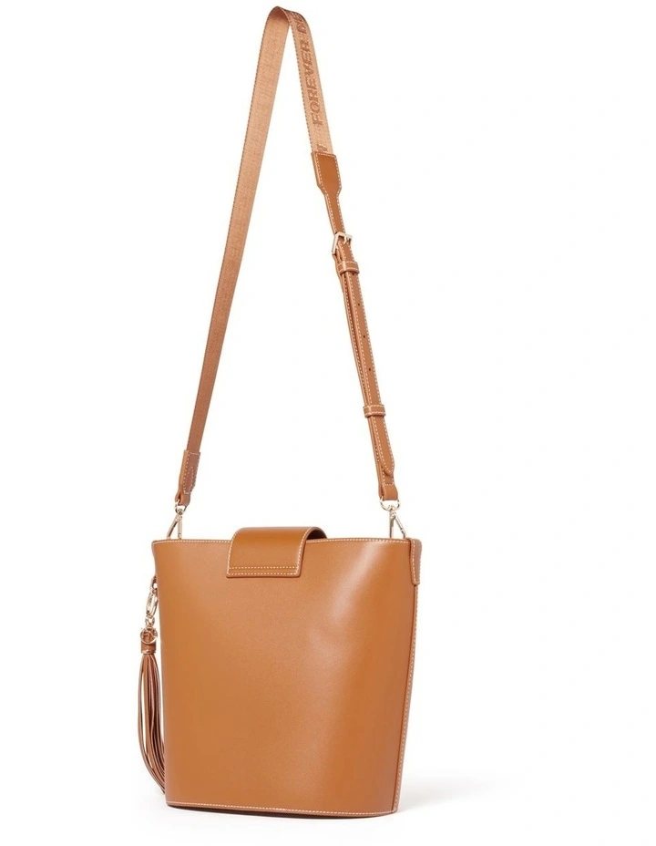 Signature Brandi Bucket Bag in Brown image 4