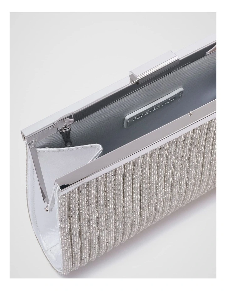 Amanda Sparkle Frame Clutch Bag in Silver image 4