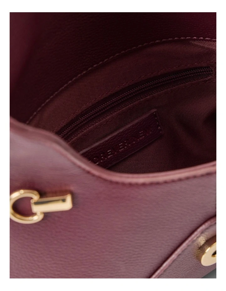 Ashley Envelope Clutch in Red image 3