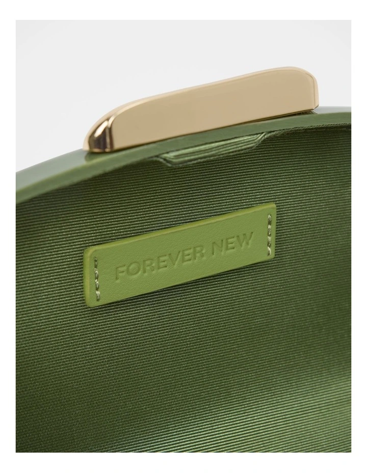 Peyton Oval Hardcase Clutch in Green image 3