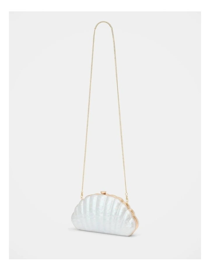 Ingrid Pearl Shell Hardcase Clutch Bag in Cream image 4
