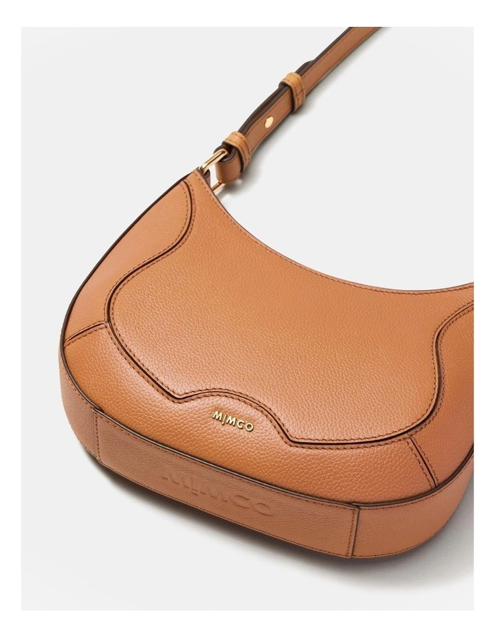 Betsy Shoulder Bag in Caramel image 6