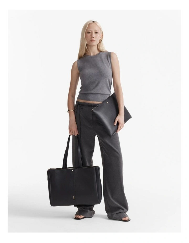 Metro Worker Tote Bag in Black Brushed Lg image 2