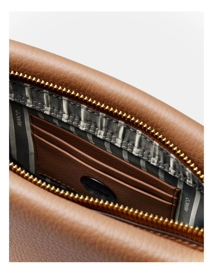 Bay Strap Crossbody Bag in Caramel image 7