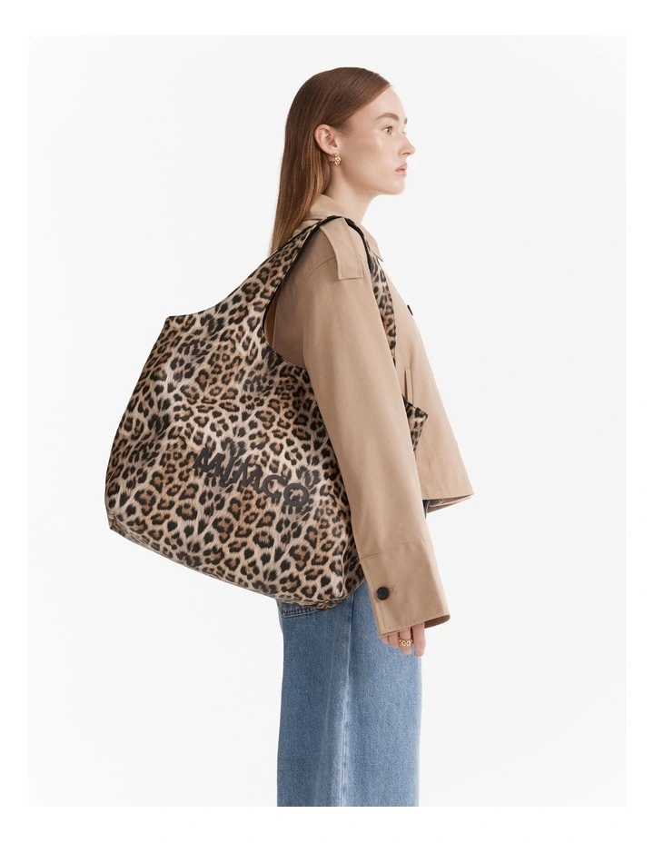 Brittany Tote Bag in Leopard image 2