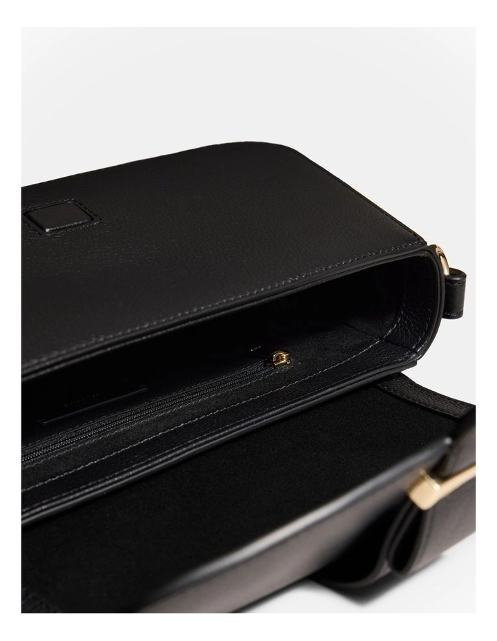 Chelsea Crossbody Bag in Black Light Gold image 6