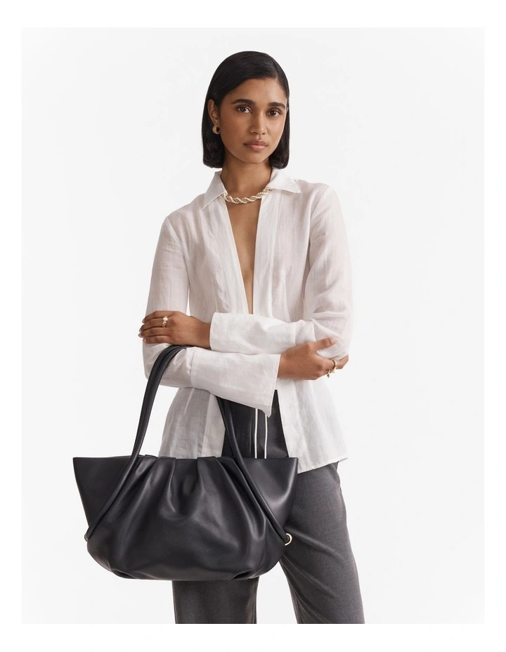 Cleo Tote Bag in Black image 2