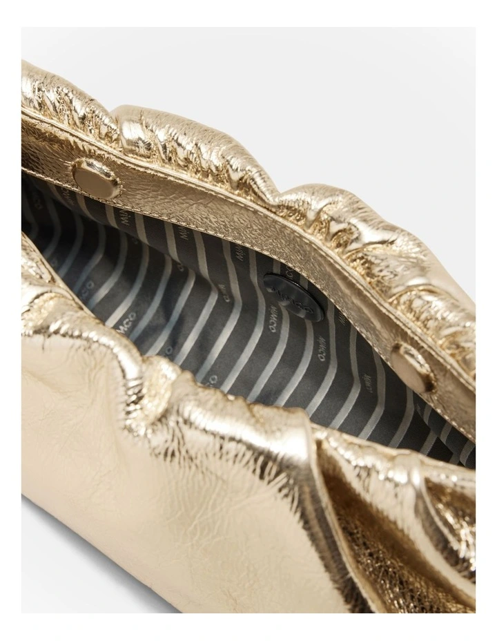 The Clutch Bag in Light Gold image 7