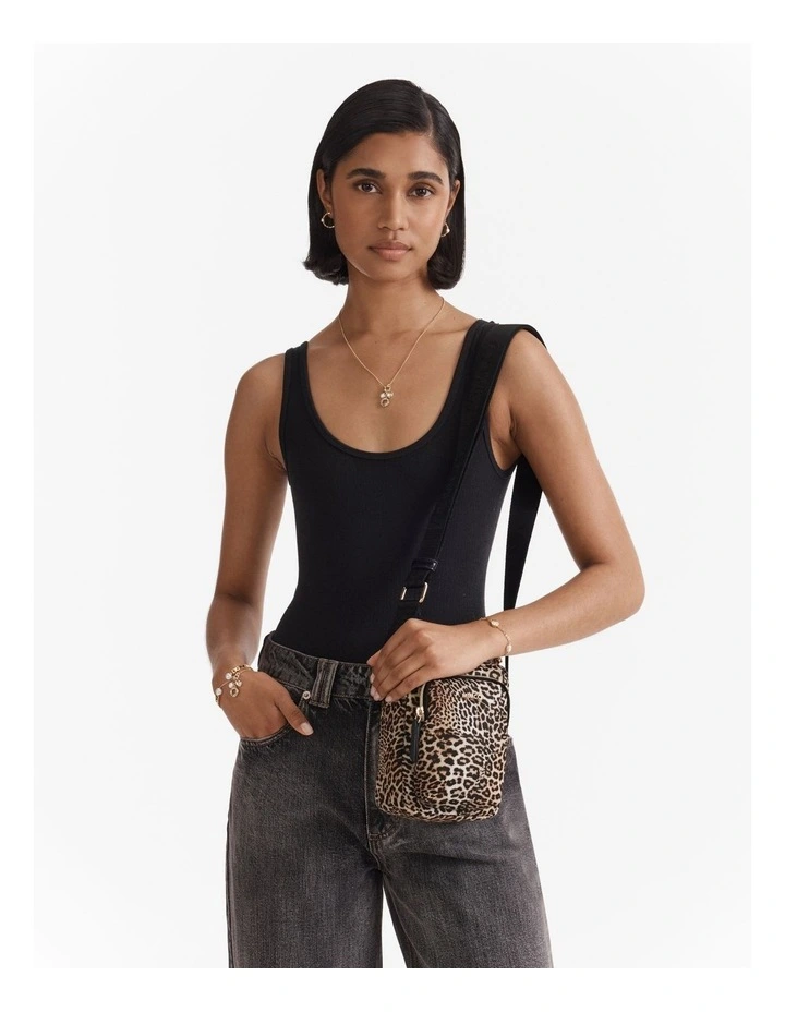 The Stage Phone Bag in Leopard image 2