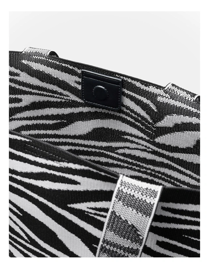 Blondie Basket Tote Bag in Zebra Print image 6