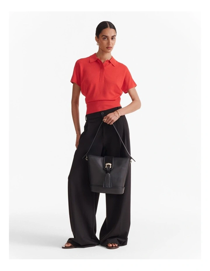 Cedar Bucket Bag in Black image 7