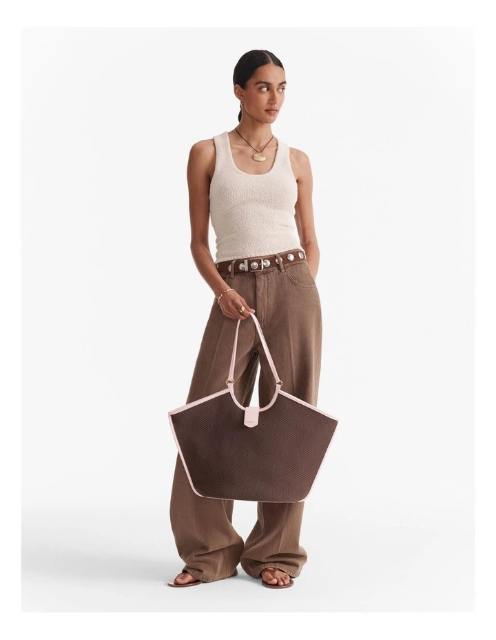 Hera Knit Tote Bag in Mahogany image 2