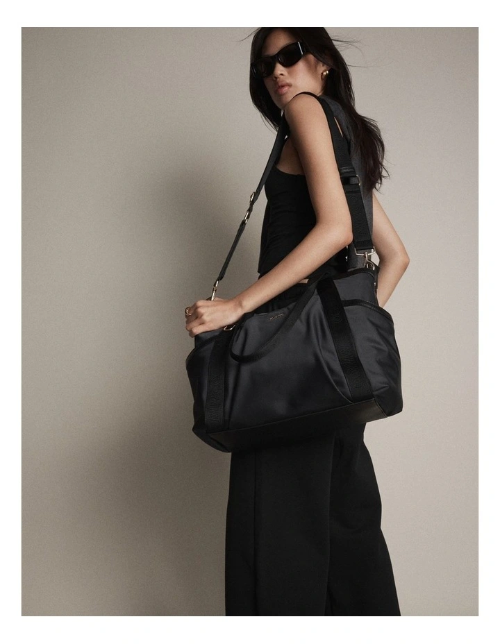 Dove Tote Bag in Black image 2