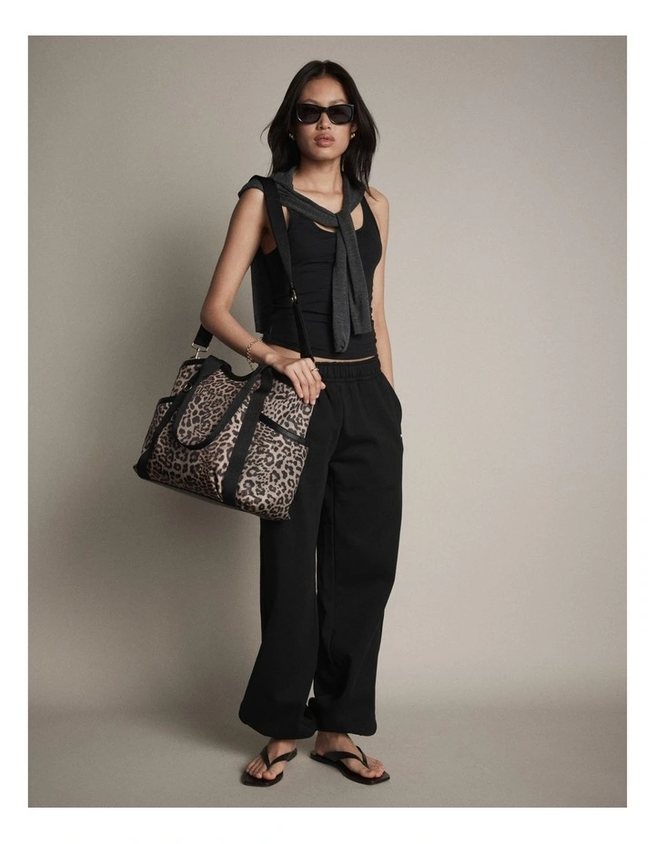 Dove Tote Bag in Leopard image 2