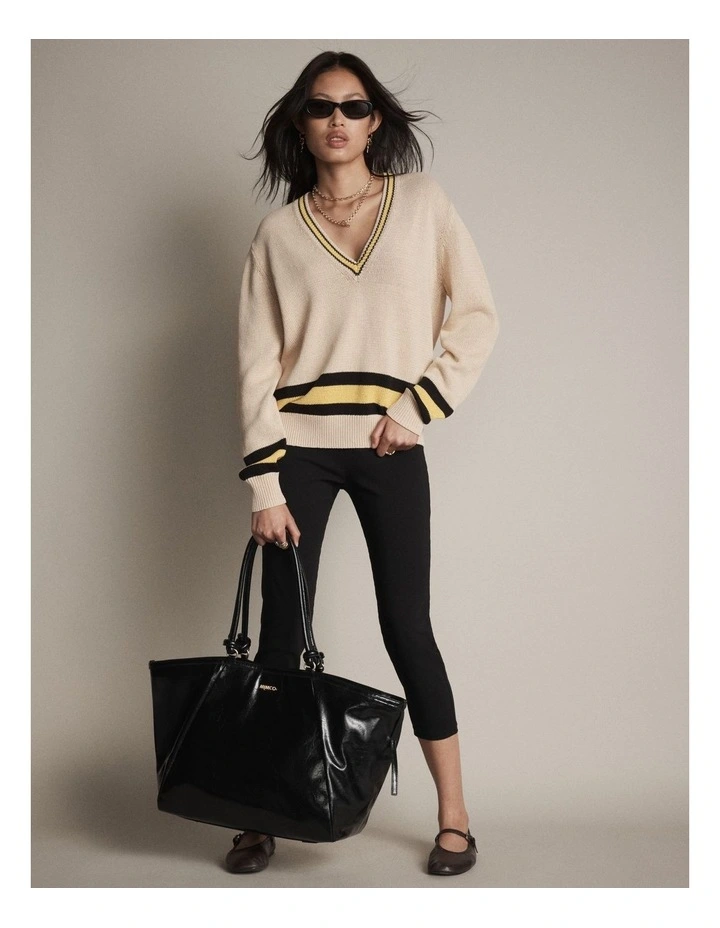 Yasmine Tote Bag in Black image 4