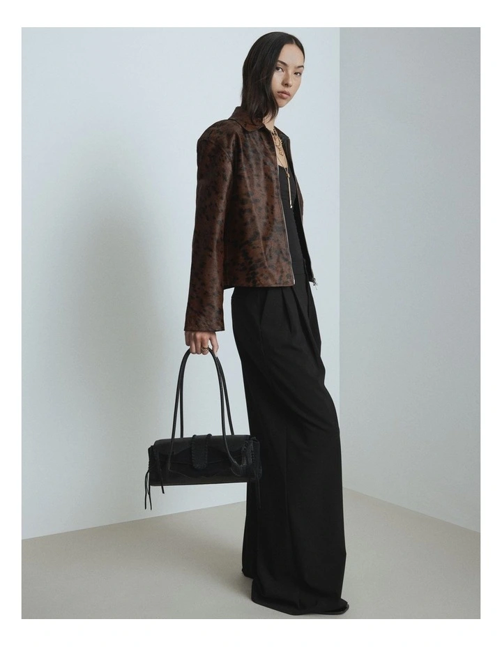 Sable Shoulder Bag in Black image 4