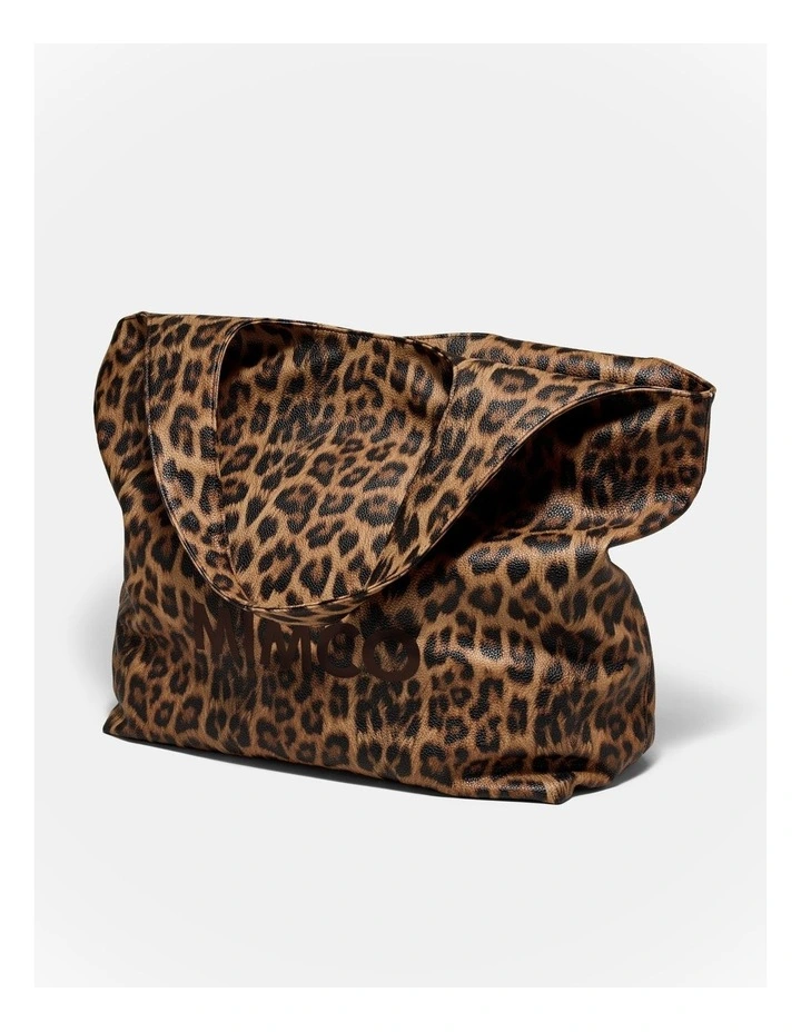 Brittany Tote Bag in Leopard image 6